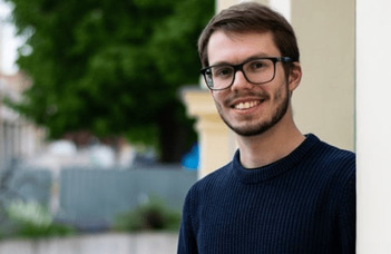 Megjelent Vít Adamovský esszéje Az én ELTE-s történetem című kötetben
